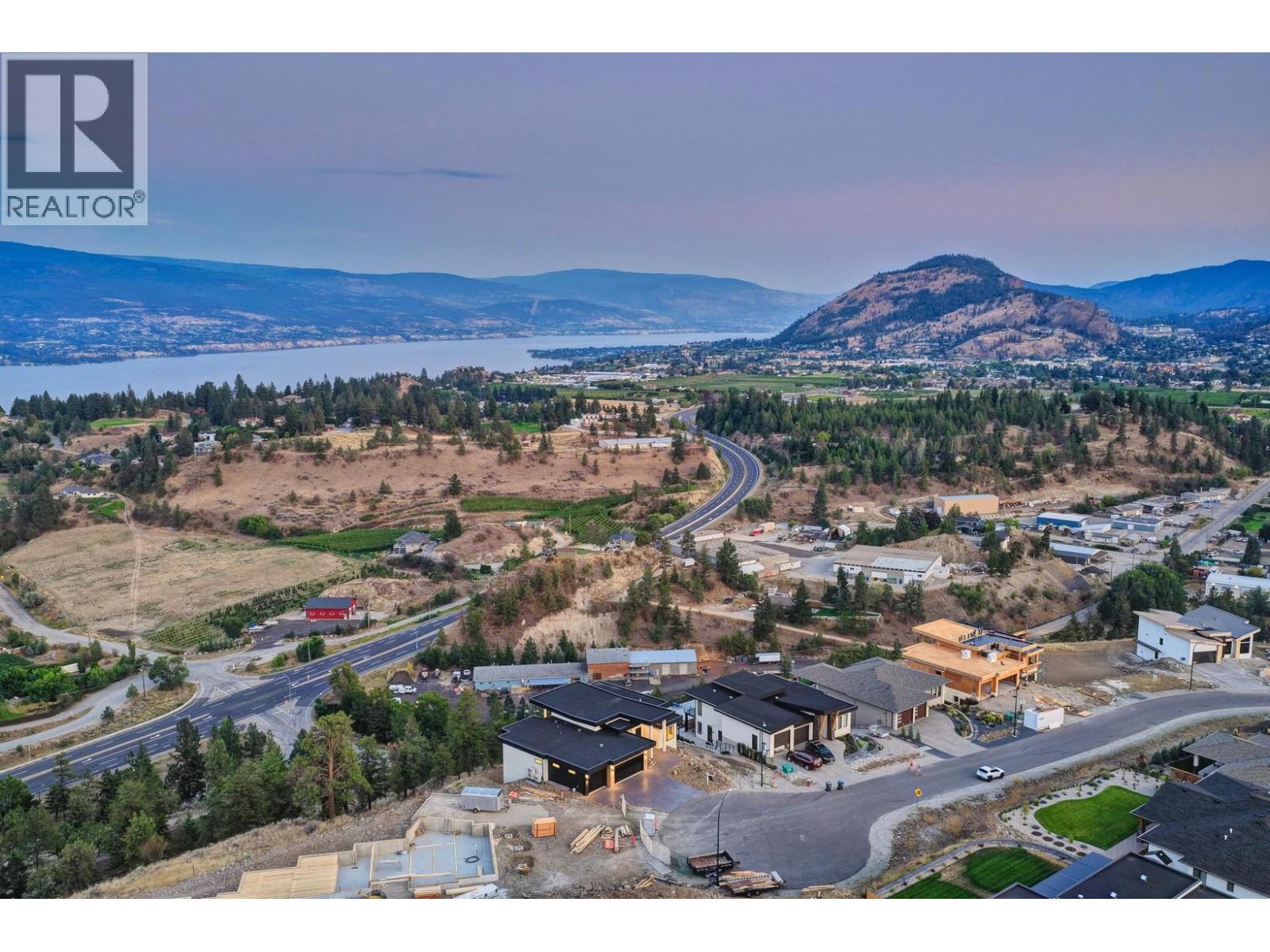 18697 Mckenzie Court, Summerland