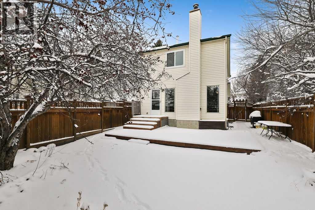 Single Family House for Sale in  Woodglen Grove SW Woodbine Calgary 