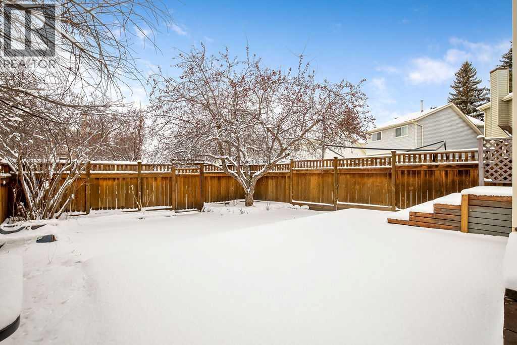 Single Family House for Sale in  Woodglen Grove SW Woodbine Calgary 