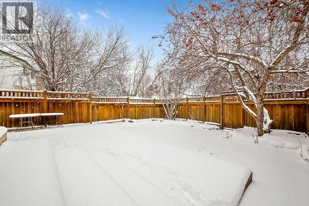 Single Family House for Sale in  Woodglen Grove SW Woodbine Calgary 