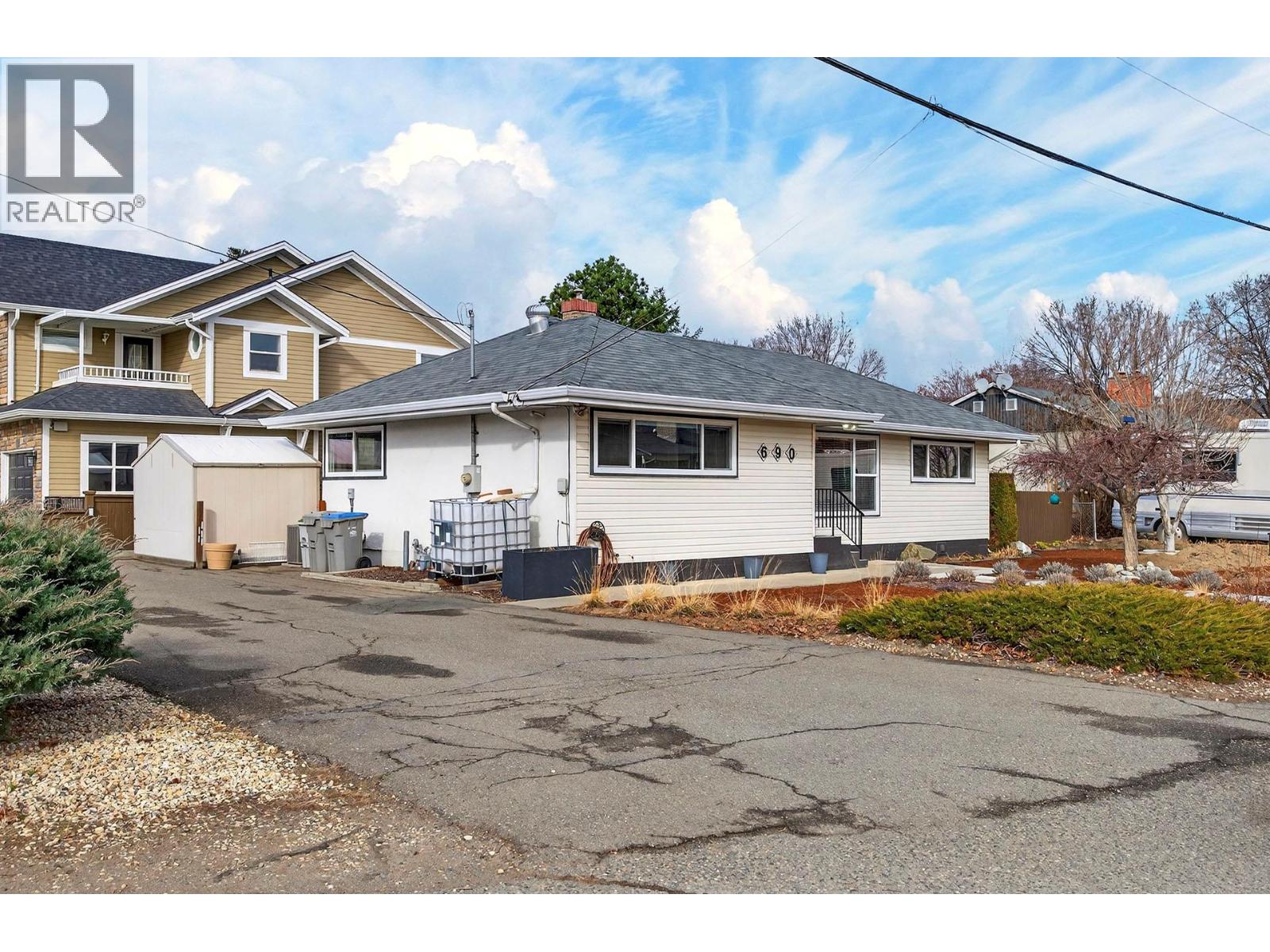 690 HOLT Street, Kamloops