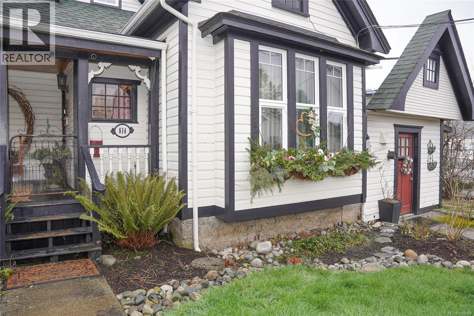  814 Hereward Road, Victoria