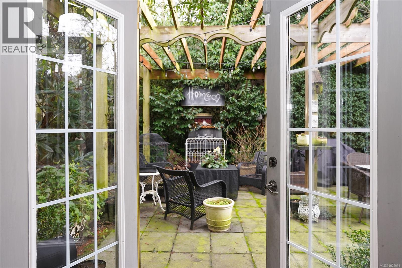  814 Hereward Road, Victoria