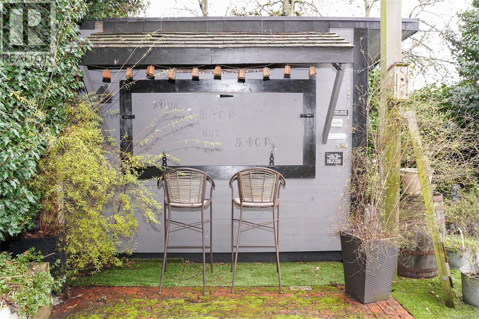  814 Hereward Road, Victoria