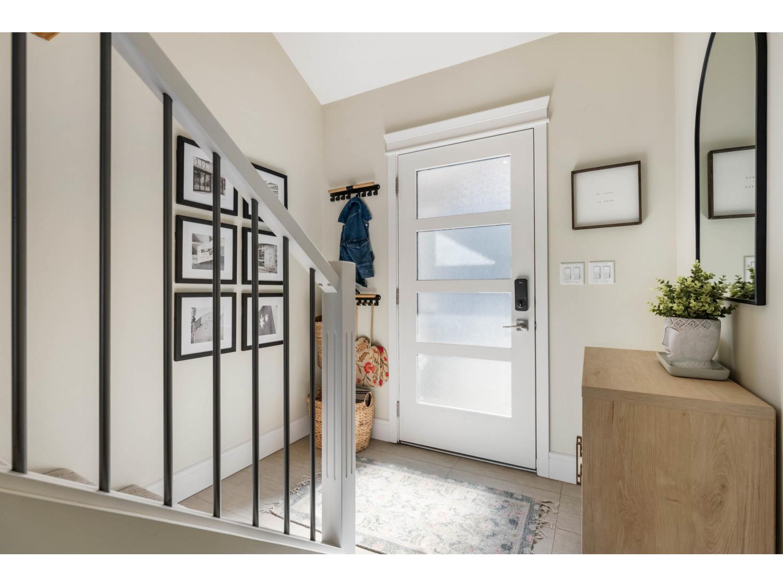 10 50634 LEDGESTONE PLACE, Eastern Hillsides, Chilliwack