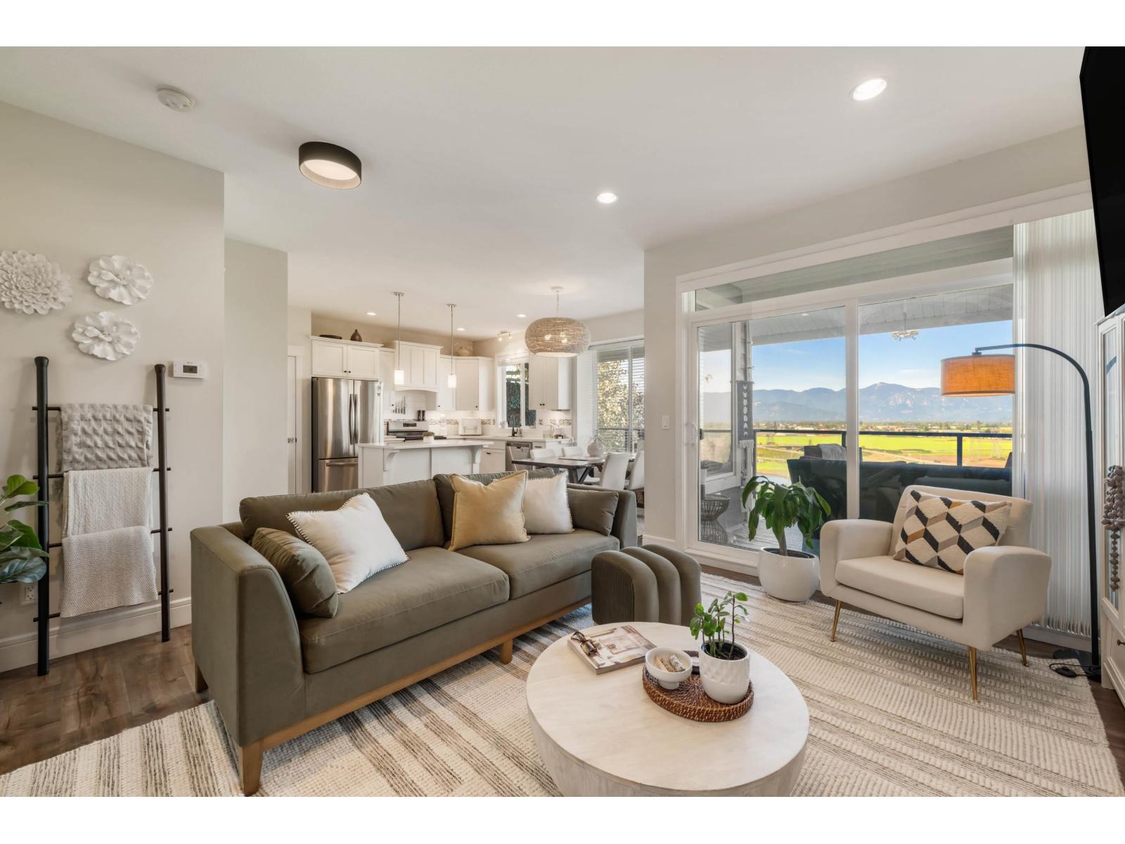 10 50634 LEDGESTONE PLACE, Eastern Hillsides, Chilliwack