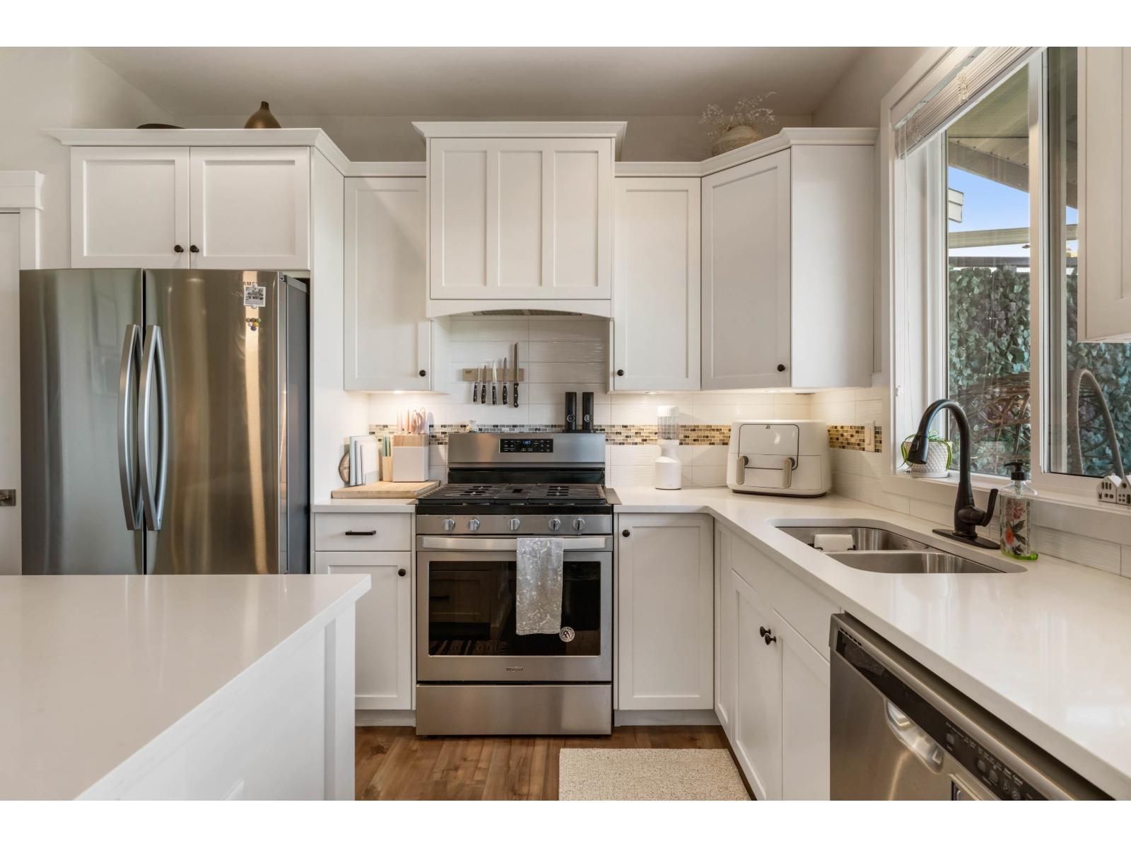 10 50634 LEDGESTONE PLACE, Eastern Hillsides, Chilliwack