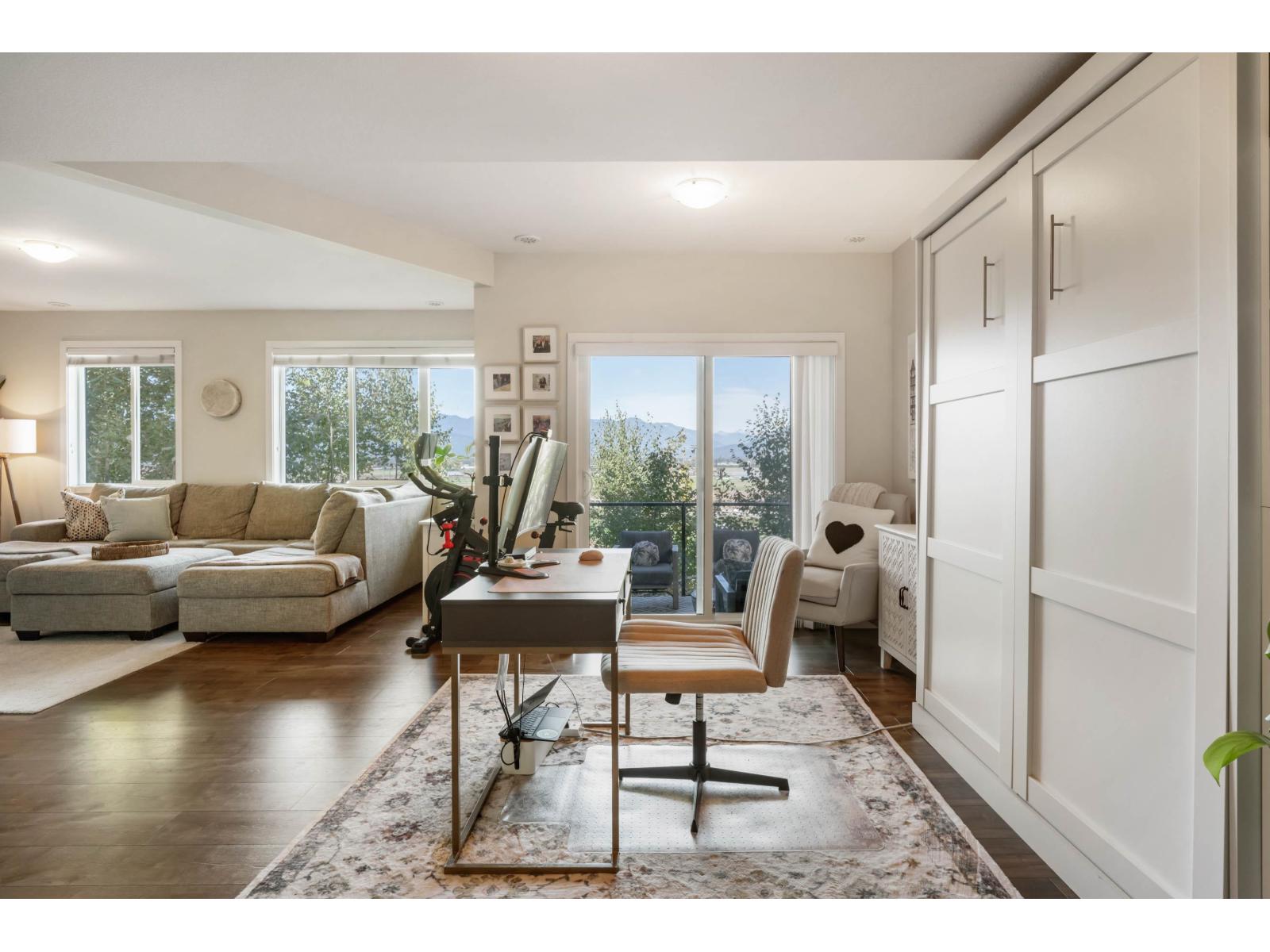 10 50634 LEDGESTONE PLACE, Eastern Hillsides, Chilliwack