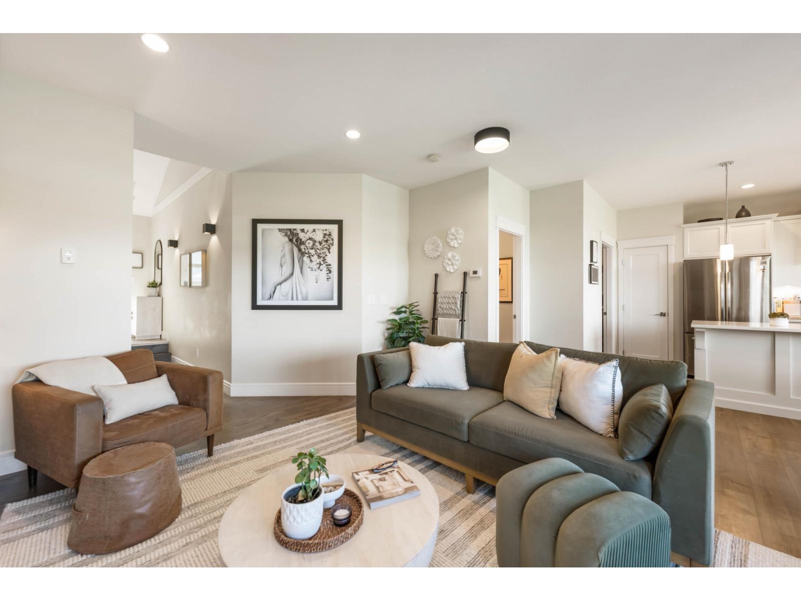 10 50634 LEDGESTONE PLACE, Eastern Hillsides, Chilliwack