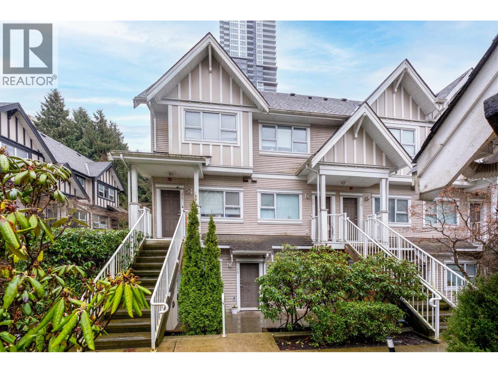 10 730 FARROW Street - photo 2