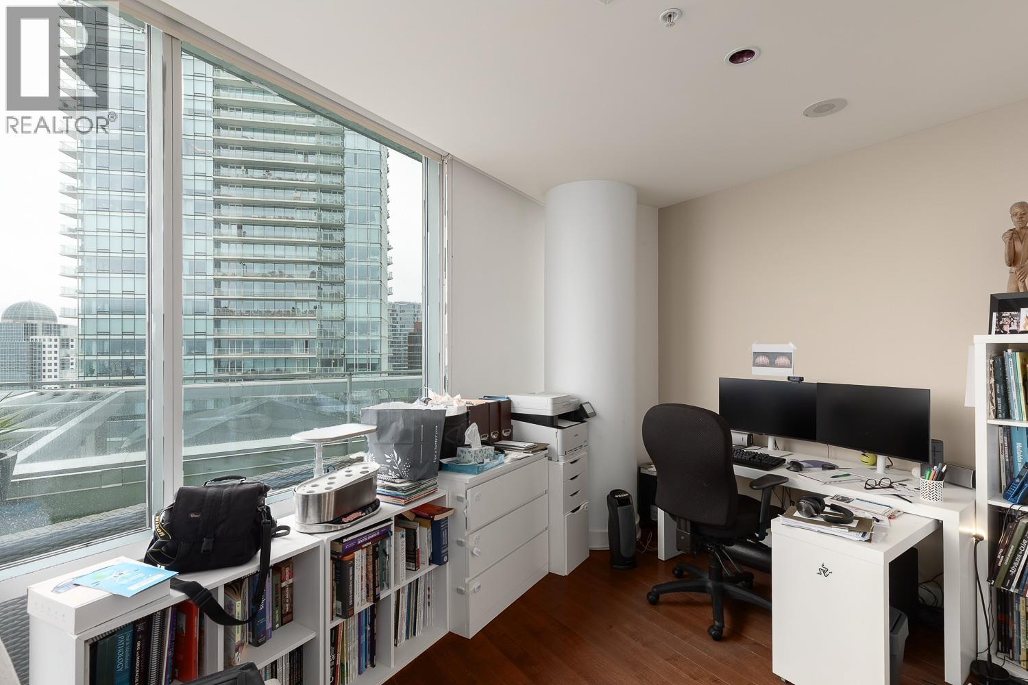 2001 1077 W CORDOVA STREET, Vancouver