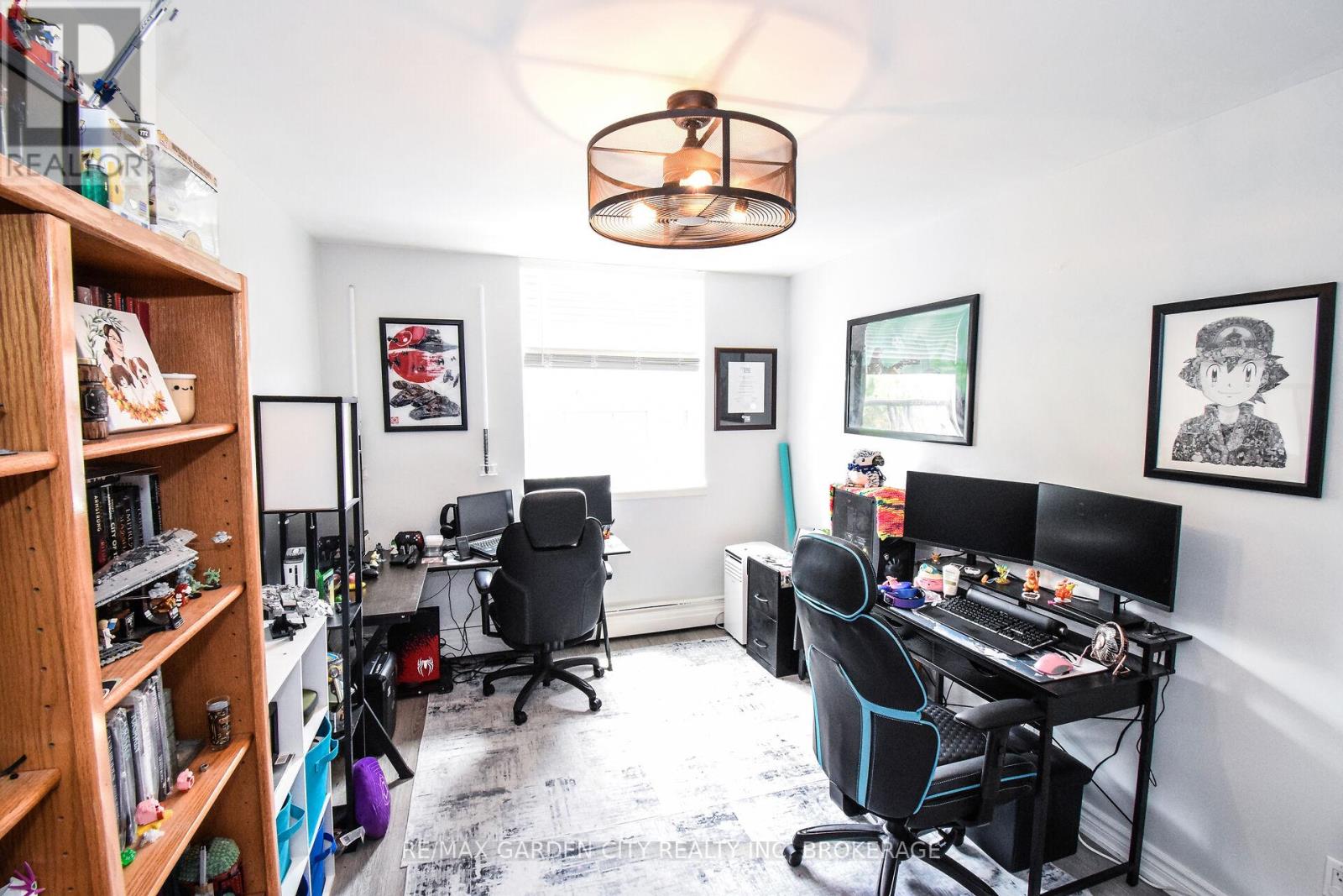 #811 359 GENEVA STREET - 17