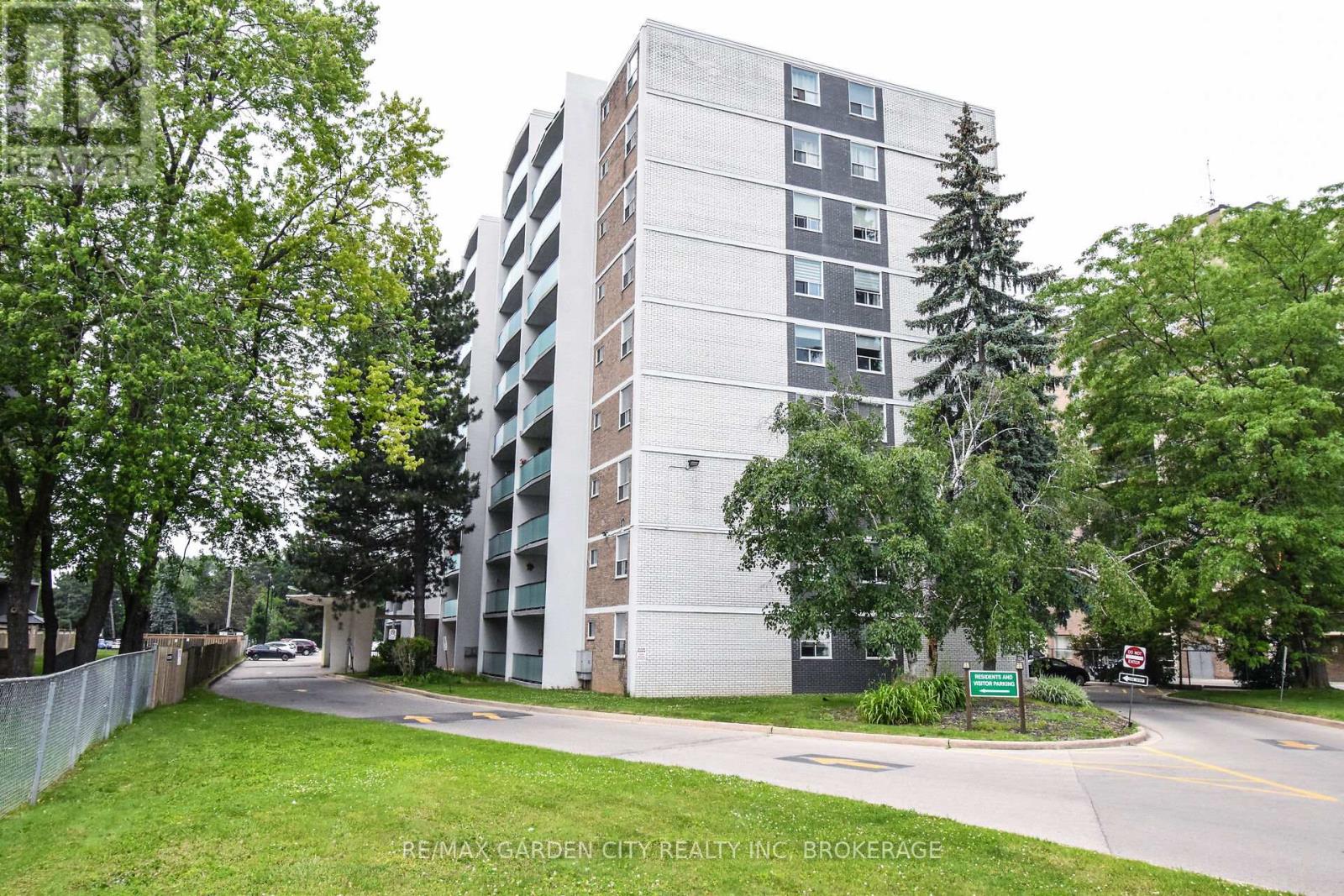 #811 359 GENEVA STREET - 24