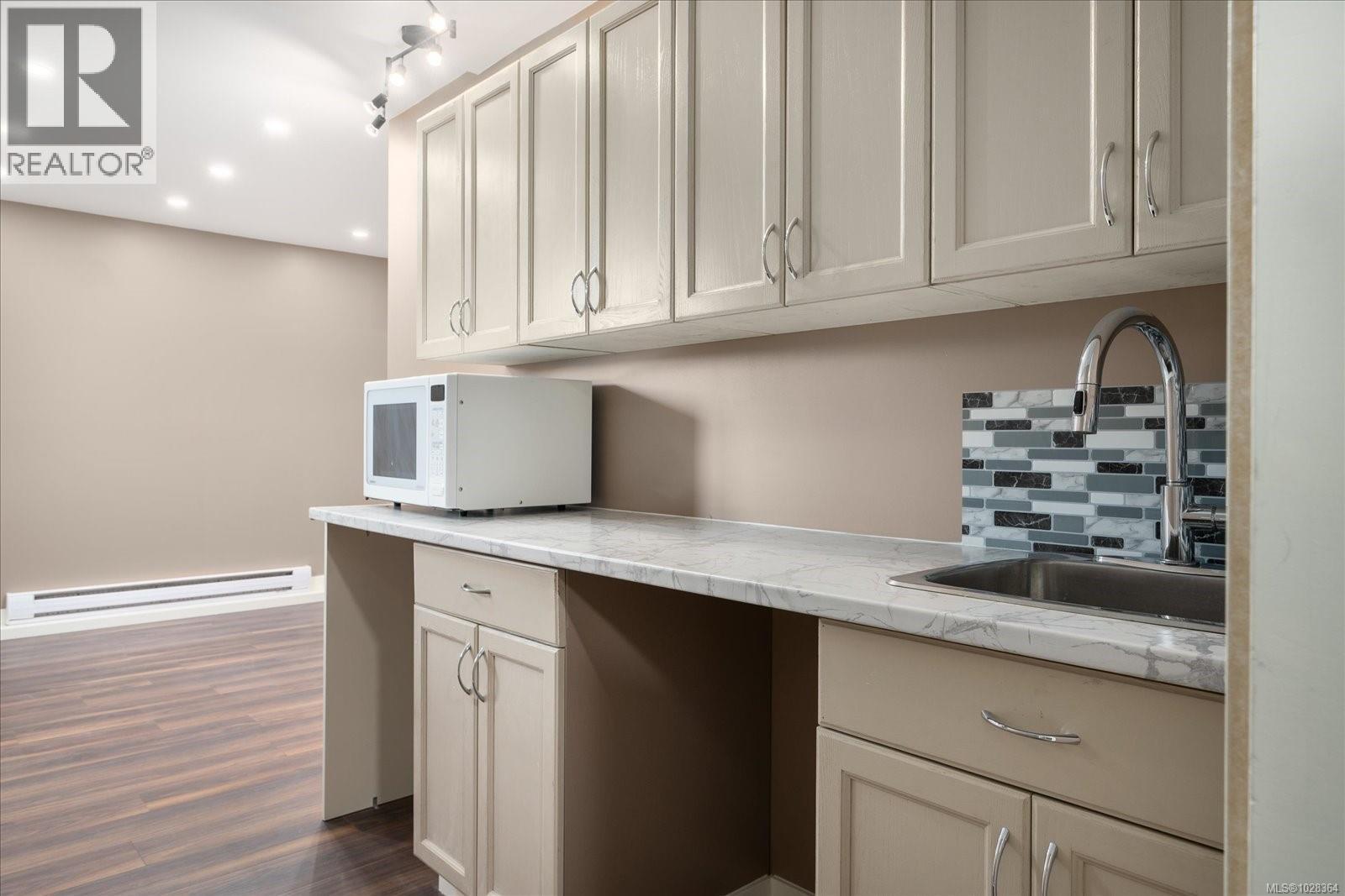 74 RANCHVIEW DR - 26