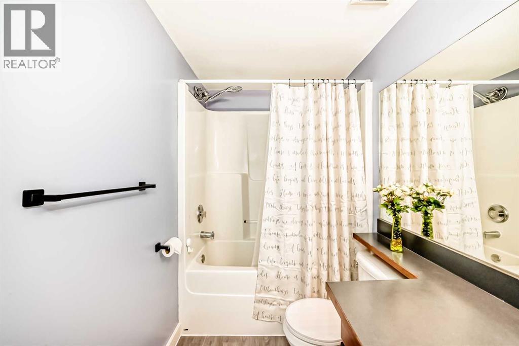 Single Family House Bi-level for Sale in  Coventry Road NE Coventry Hills Calgary 