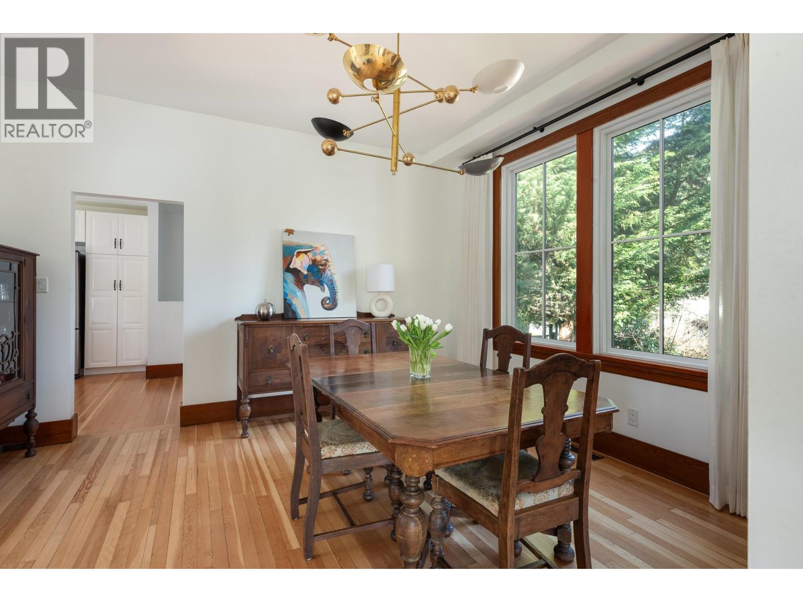 109 OAKLAND STREET, New Westminster