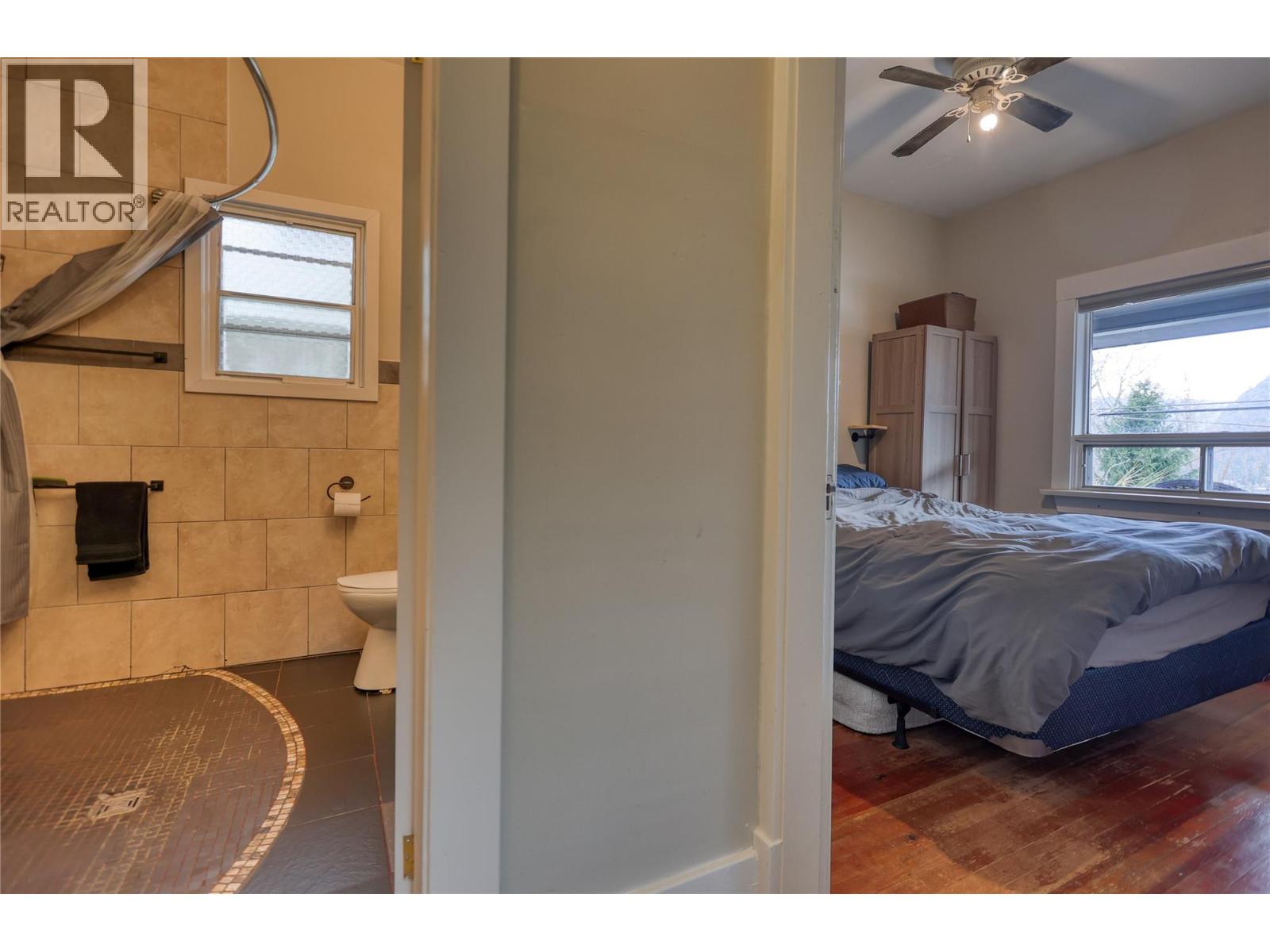 2078 Topping Street, Trail