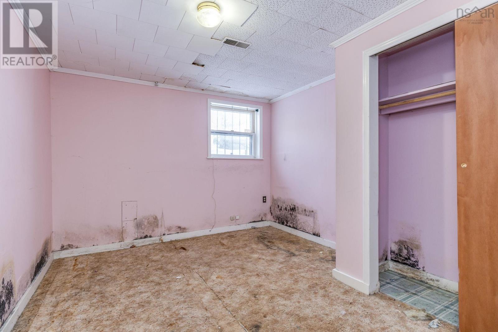 Property 33 of 45 of 2835 Joseph Howe Drive