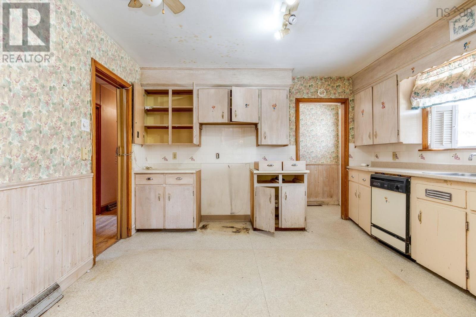 Property 12 of 45 of 2835 Joseph Howe Drive