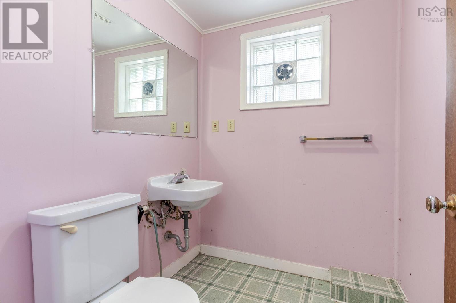 Property 39 of 45 of 2835 Joseph Howe Drive