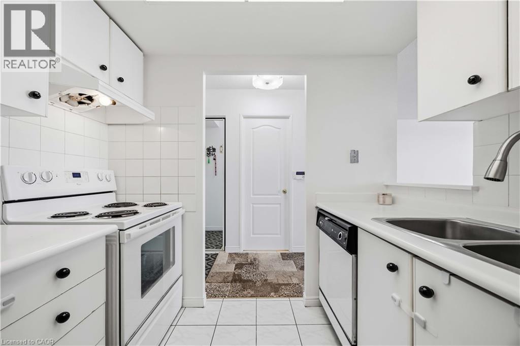 1 GREYSTONE WALK Drive Unit# 884, Toronto, Ontario, M1K5J3 — Photo 36