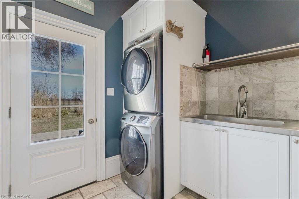 957 BEACH BOULEVARD - 16