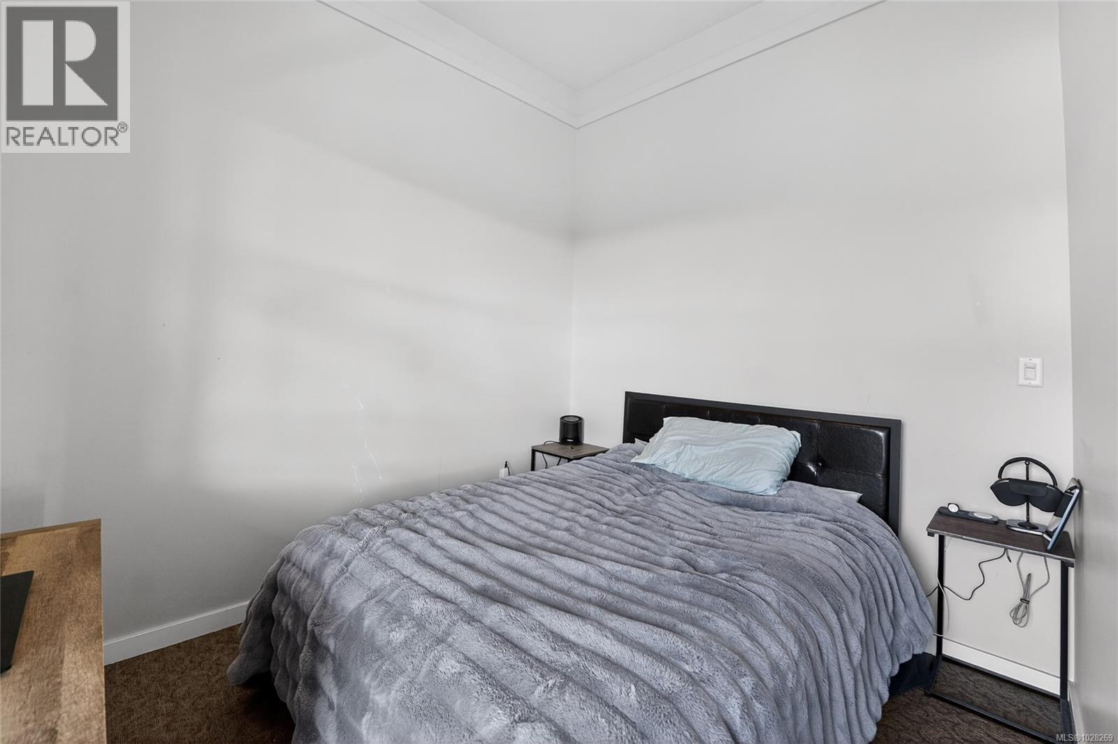 #304 1801 Bowen Rd - 6