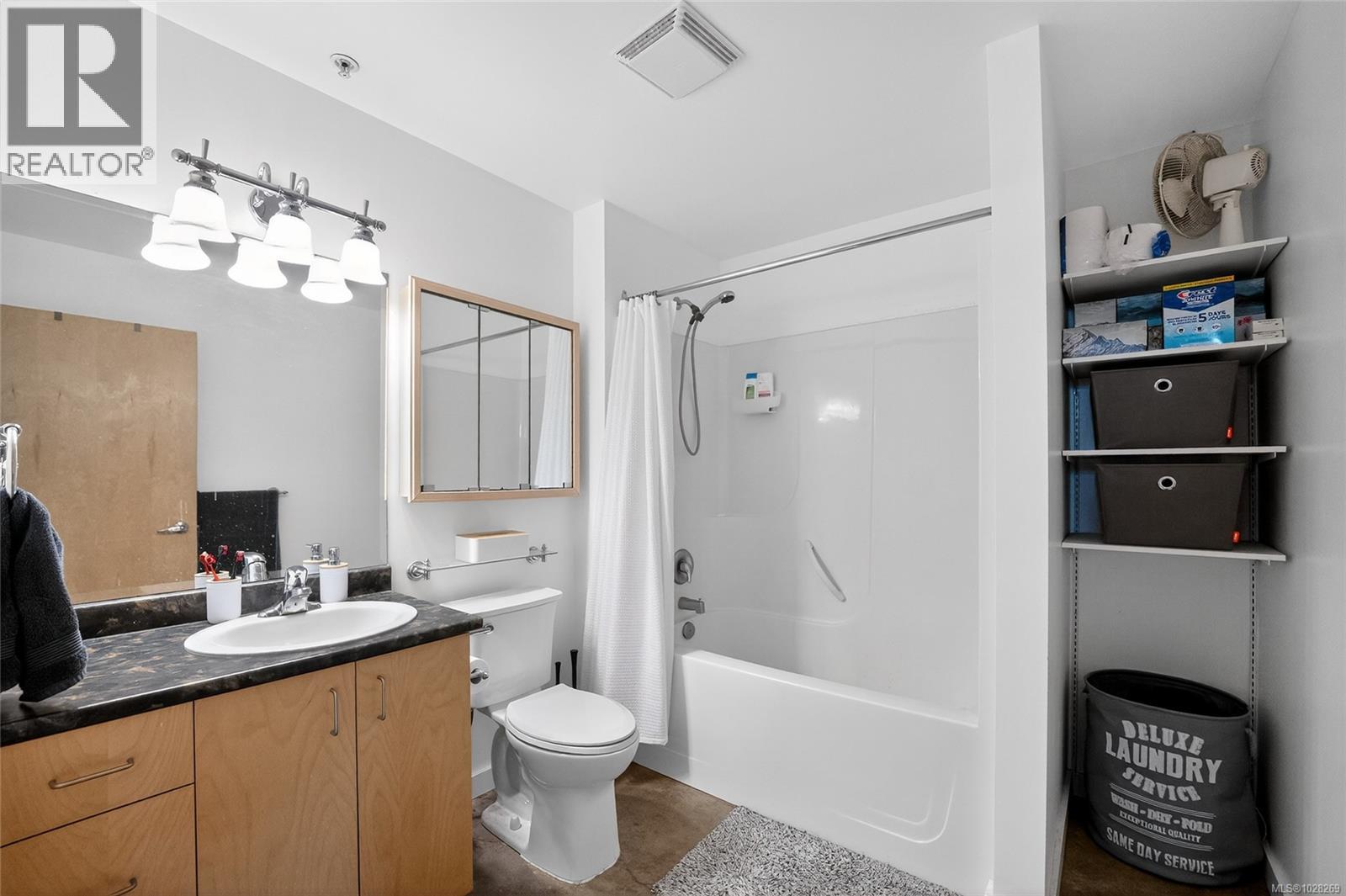 #304 1801 BOWEN RD - 7