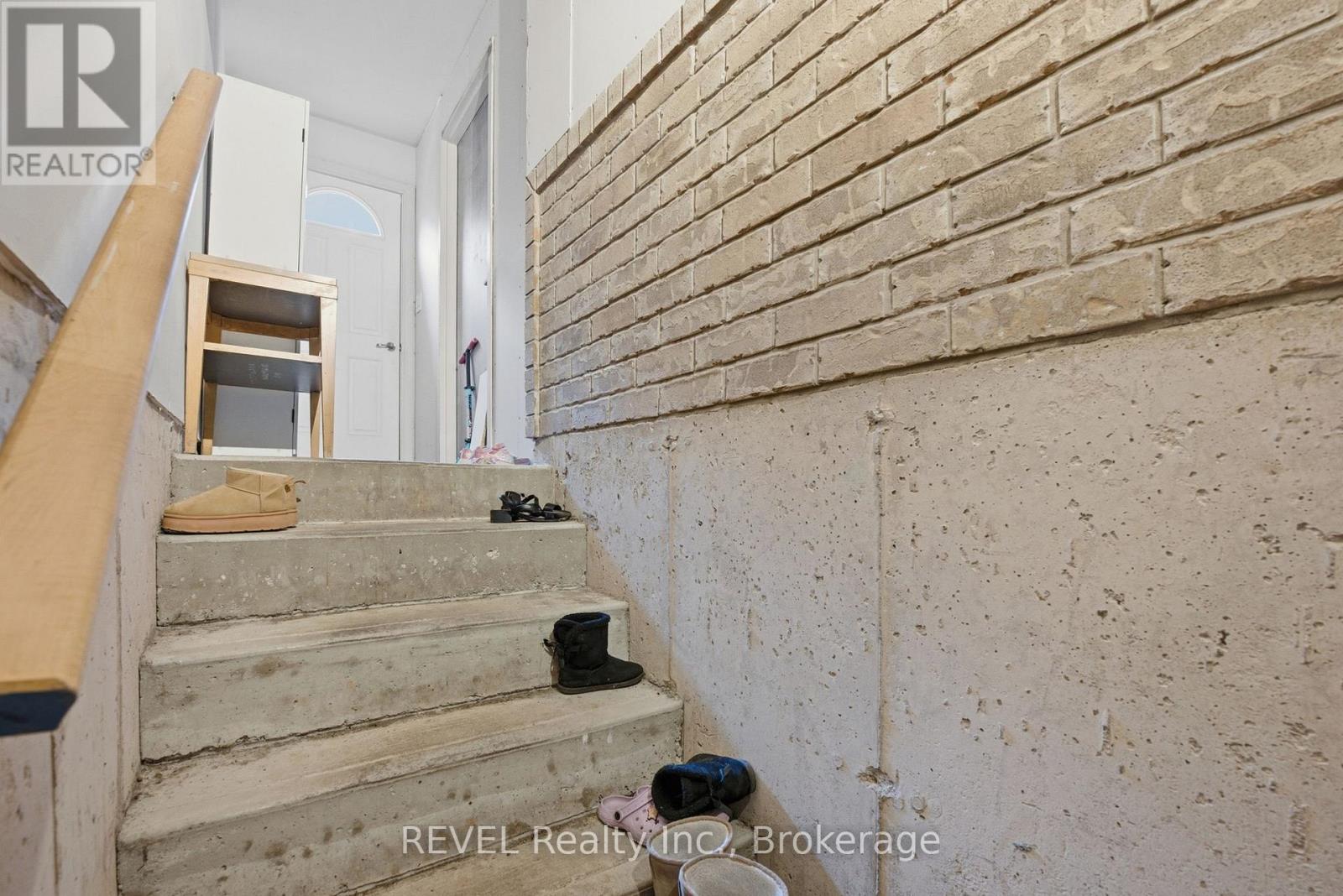 8846 ANGIE DRIVE — photo 26