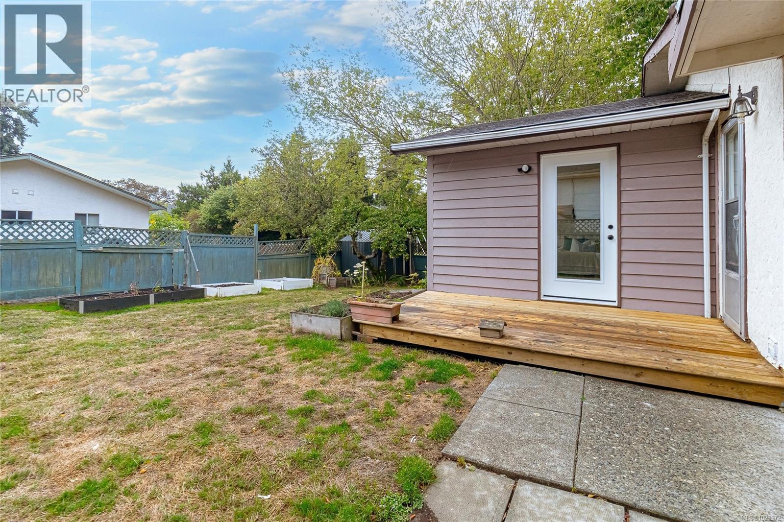 2365 Lovell Ave, Sidney