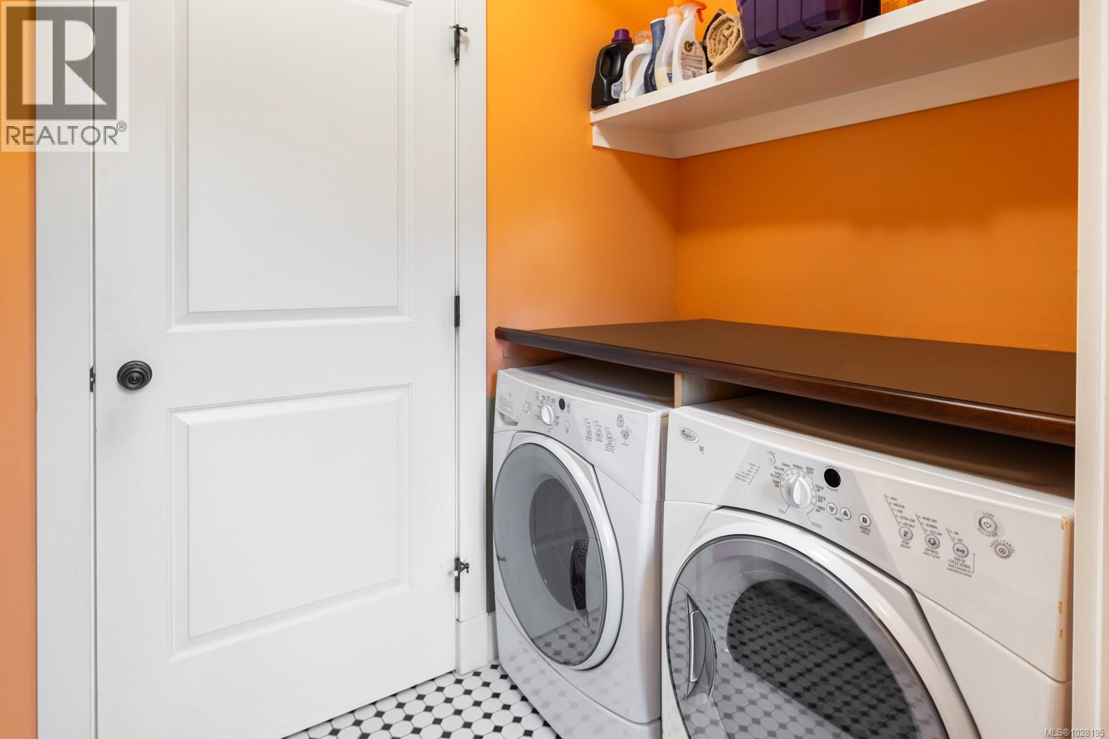  262A Fulford-Ganges Road, Salt Spring