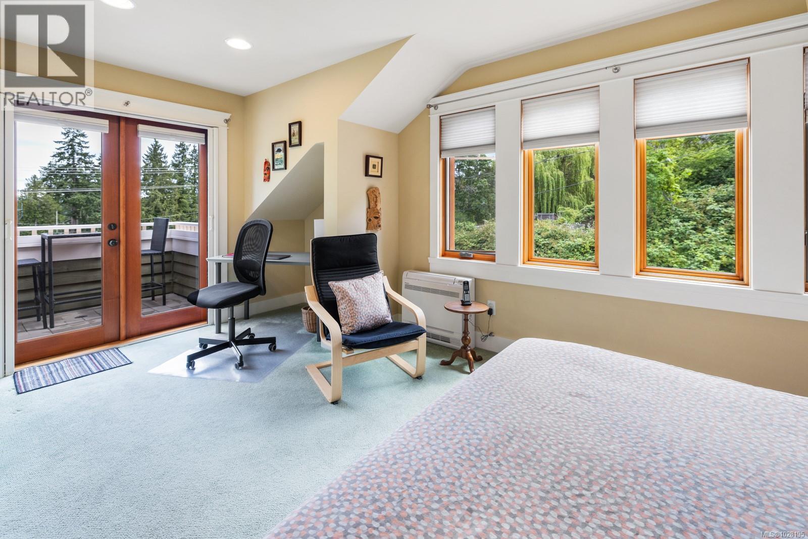 262A Fulford-Ganges Rd - 20