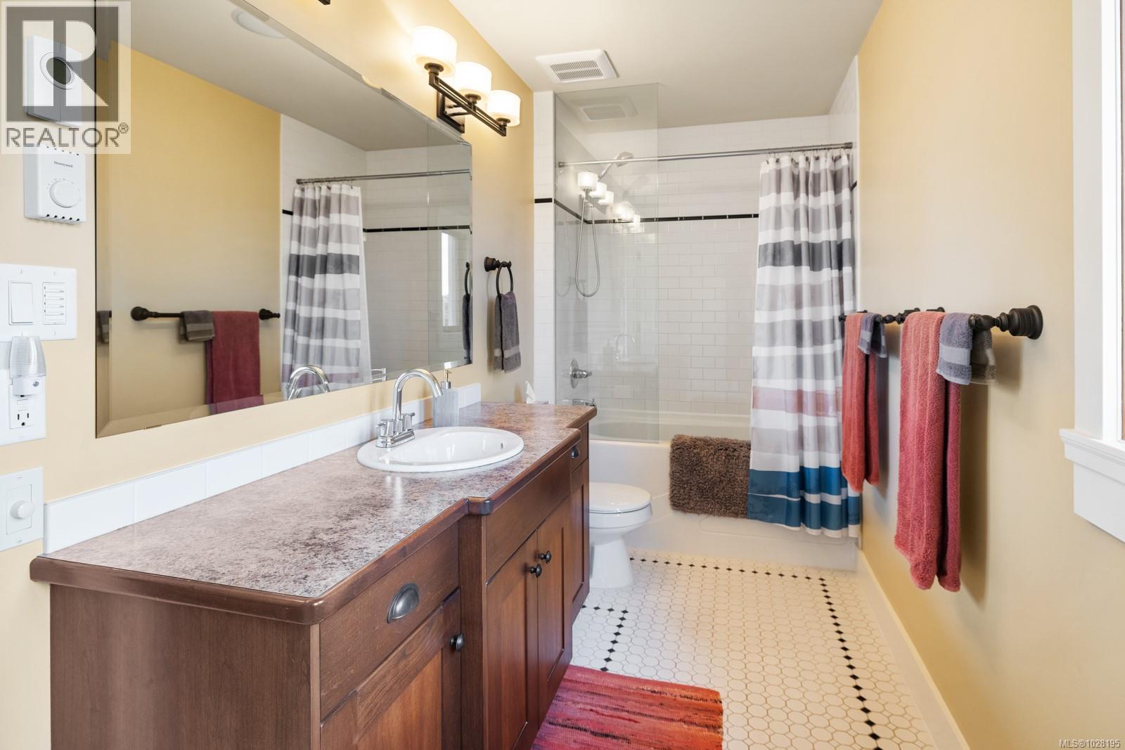  262A Fulford-Ganges Road, Salt Spring