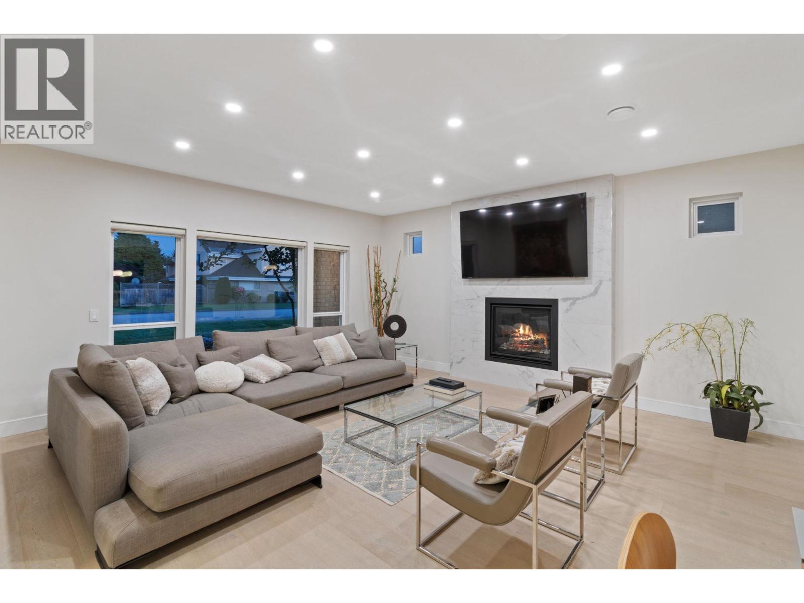 7231 DAMPIER Court - photo 2