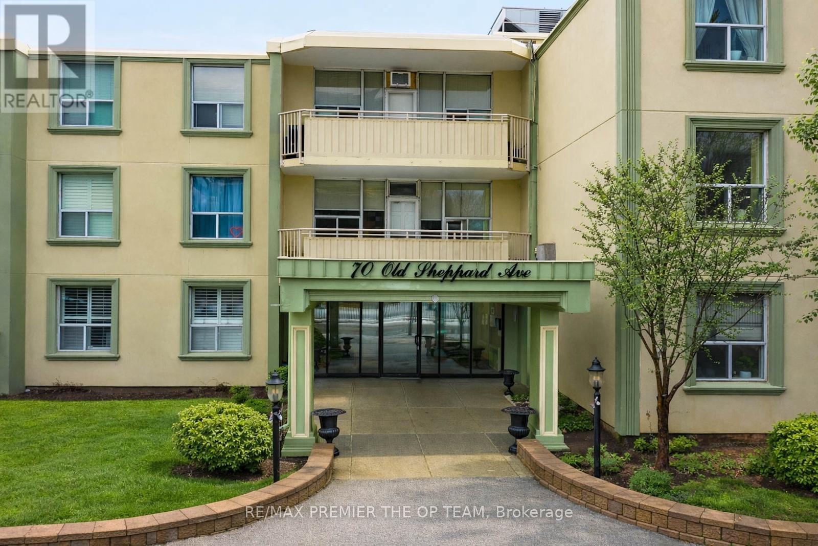 212 - 70 OLD SHEPPARD AVENUE