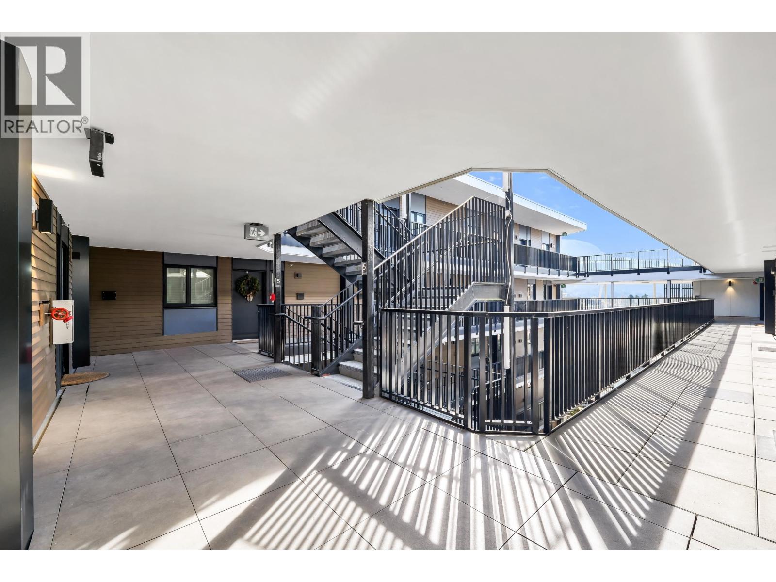 414 1365 PEMBERTON AVENUE, Squamish