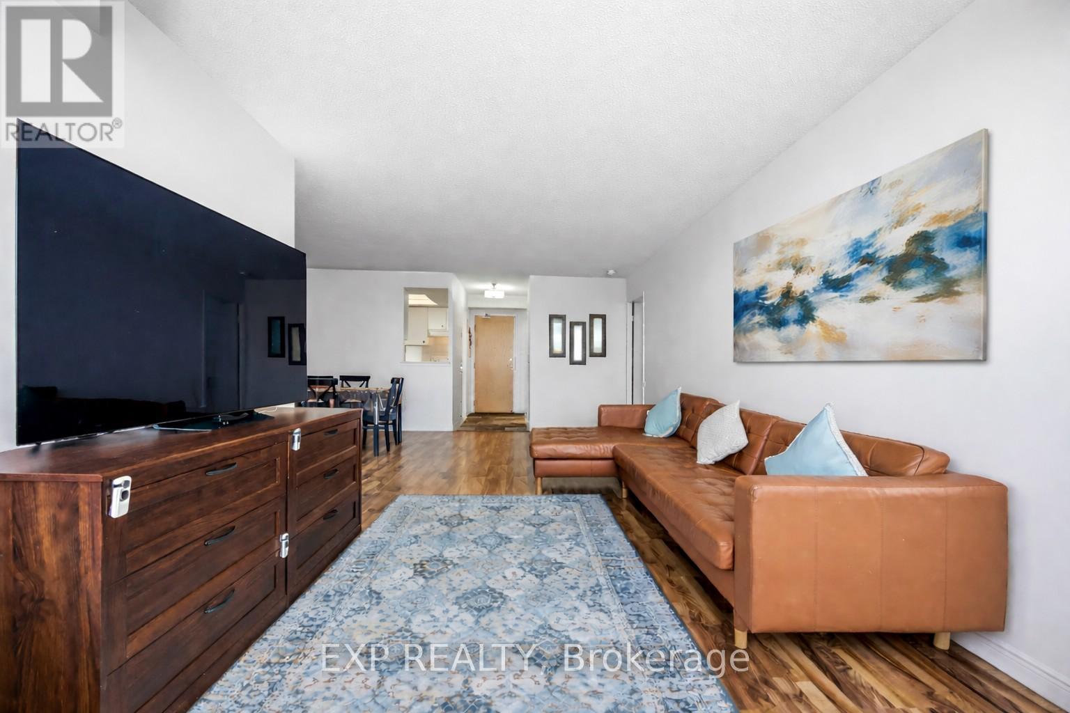 #884 1 GREYSTONE WALK DRIVE - 39