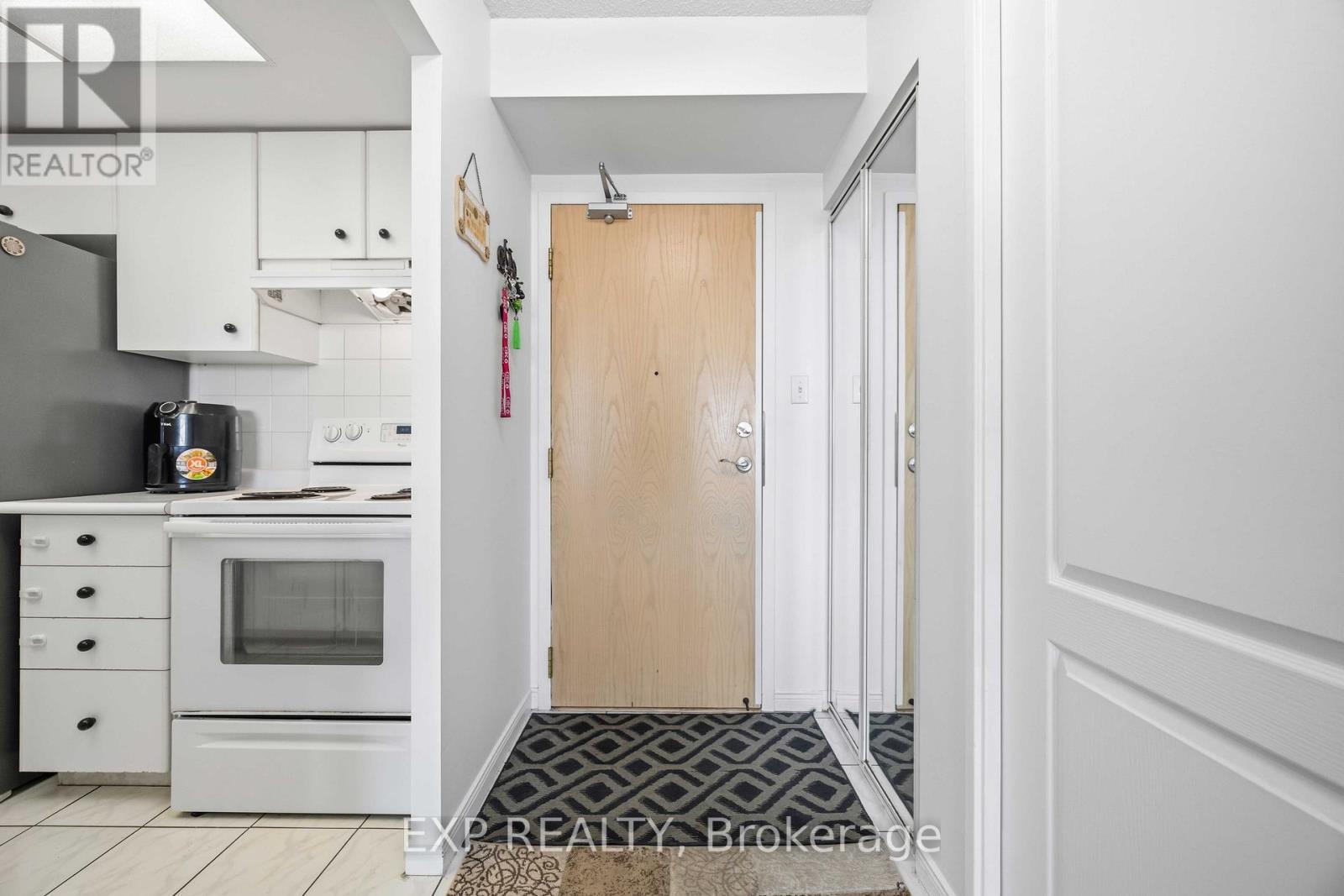 #884 1 GREYSTONE WALK DRIVE - 11