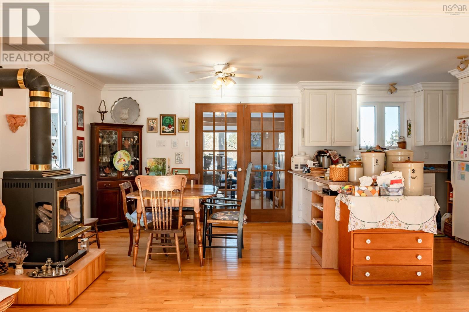 Property 8 of 34 of 1407 North Shore Road