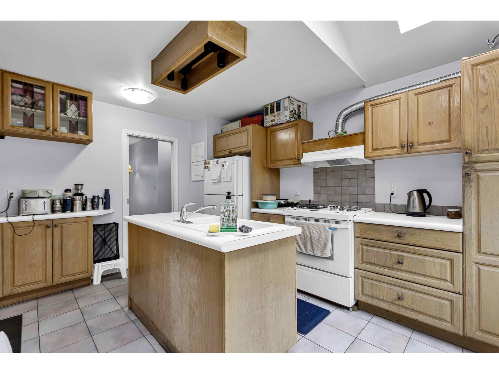 11780 85A Avenue, Delta