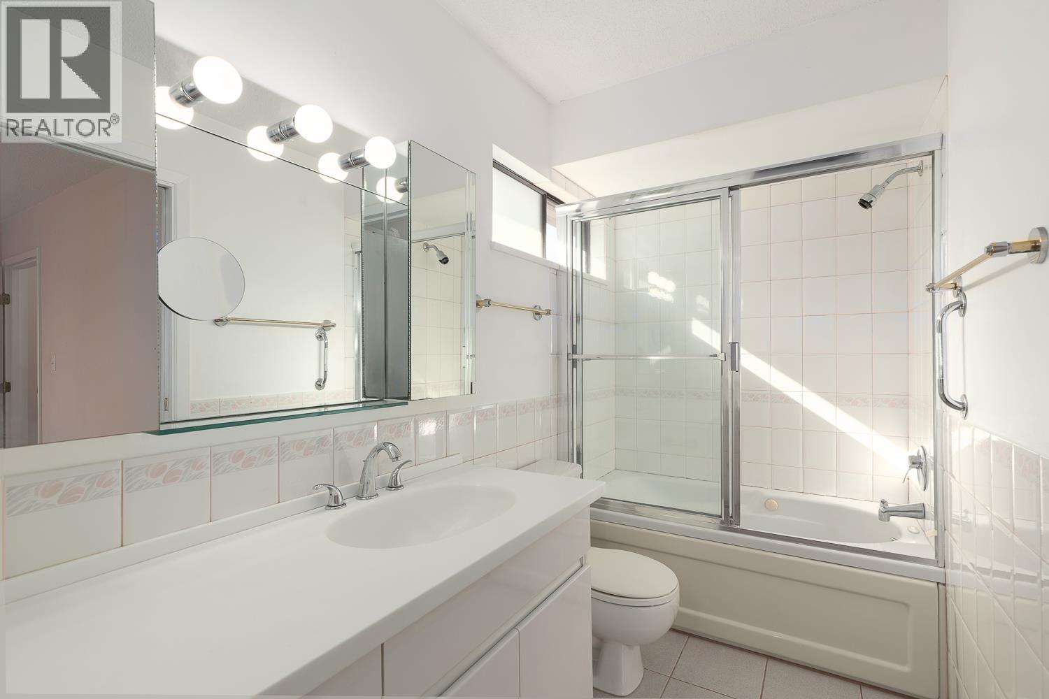 53 11291 7TH AVENUE, Richmond