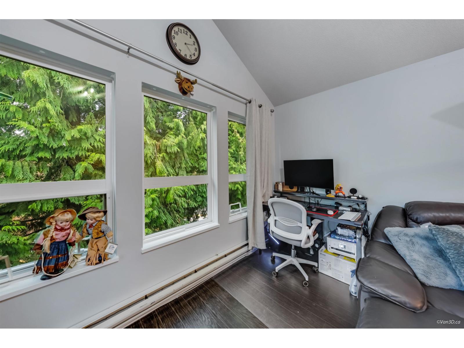 405 9688 148 Street - photo 2