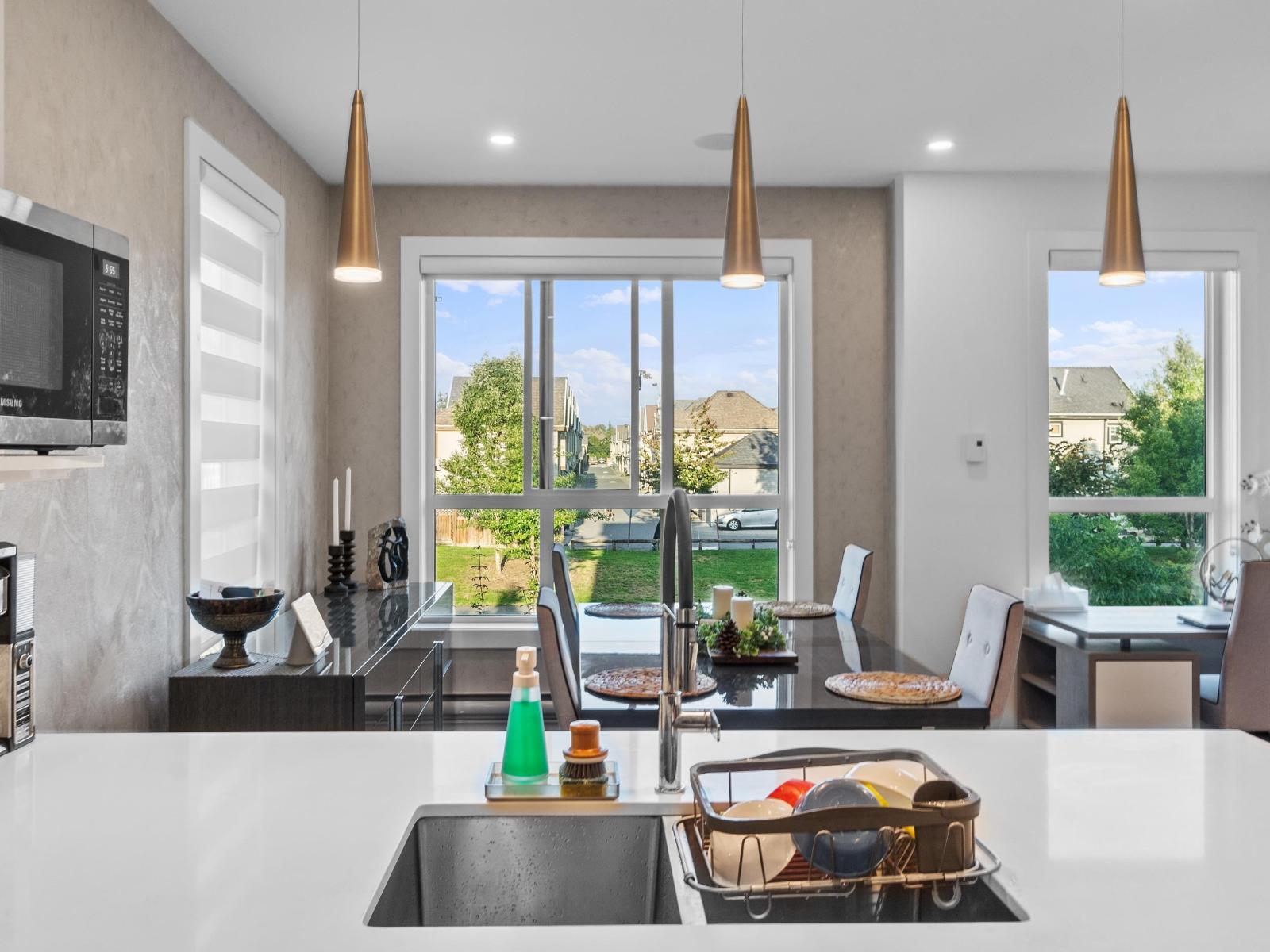 10 7177 194A Street - photo 2