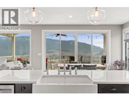 98 Ranchland Place, Coldstream, BC V1B4C9 Photo 34