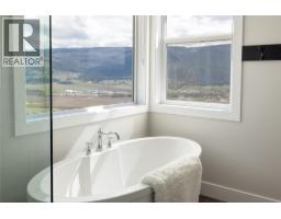 98 Ranchland Place, Coldstream, BC V1B4C9 Photo 50