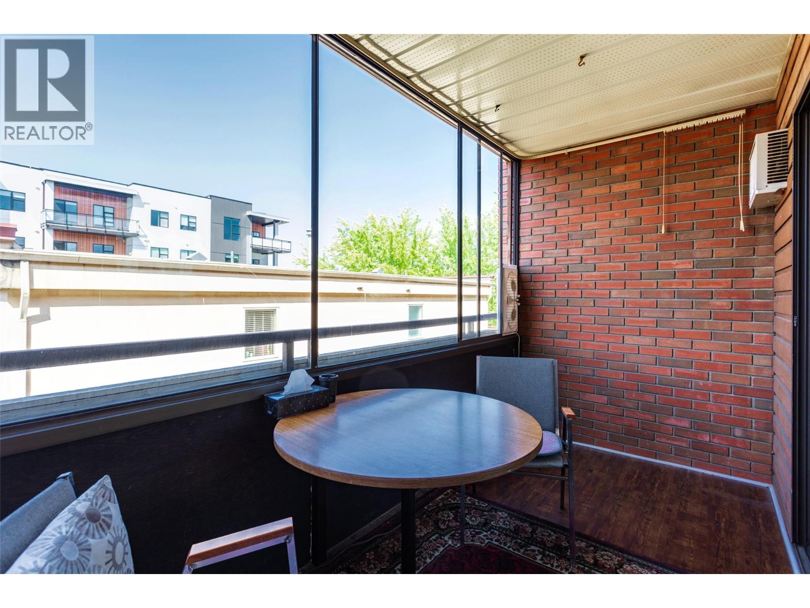 #206 1490B Gordon Drive - 10
