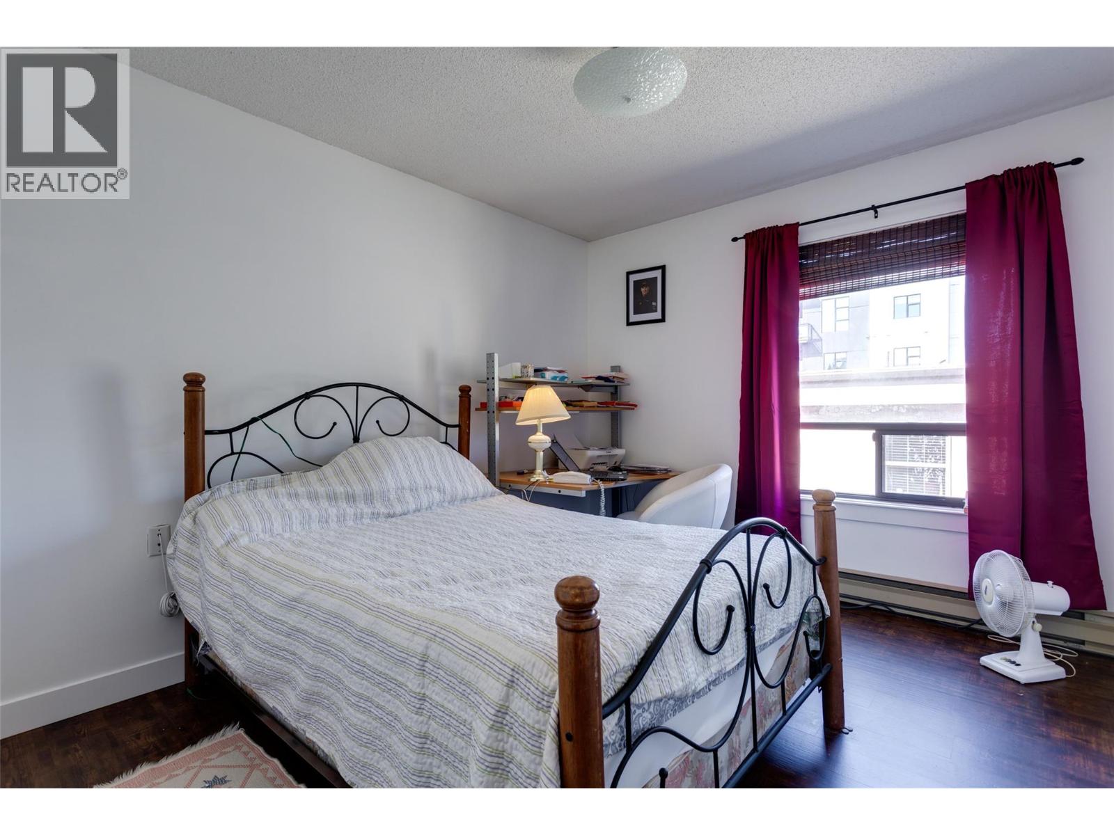 #206 1490B Gordon Drive - 16