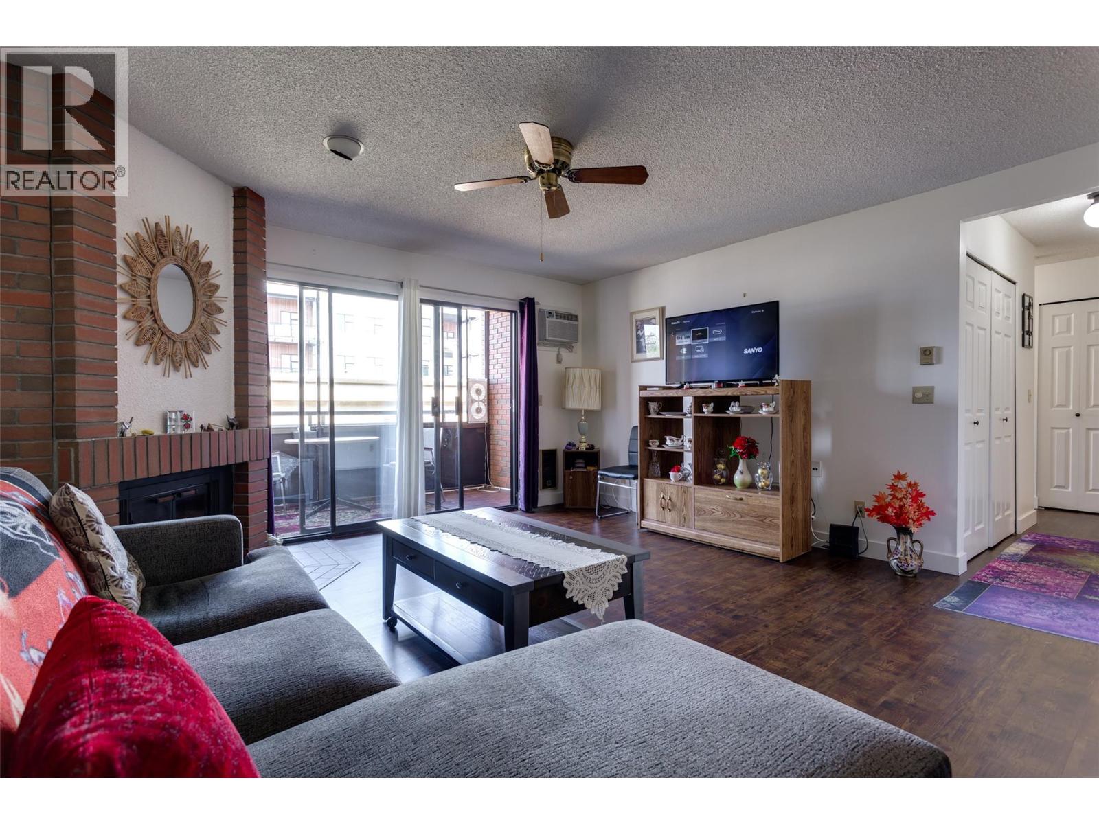 #206 1490B Gordon Drive - 8