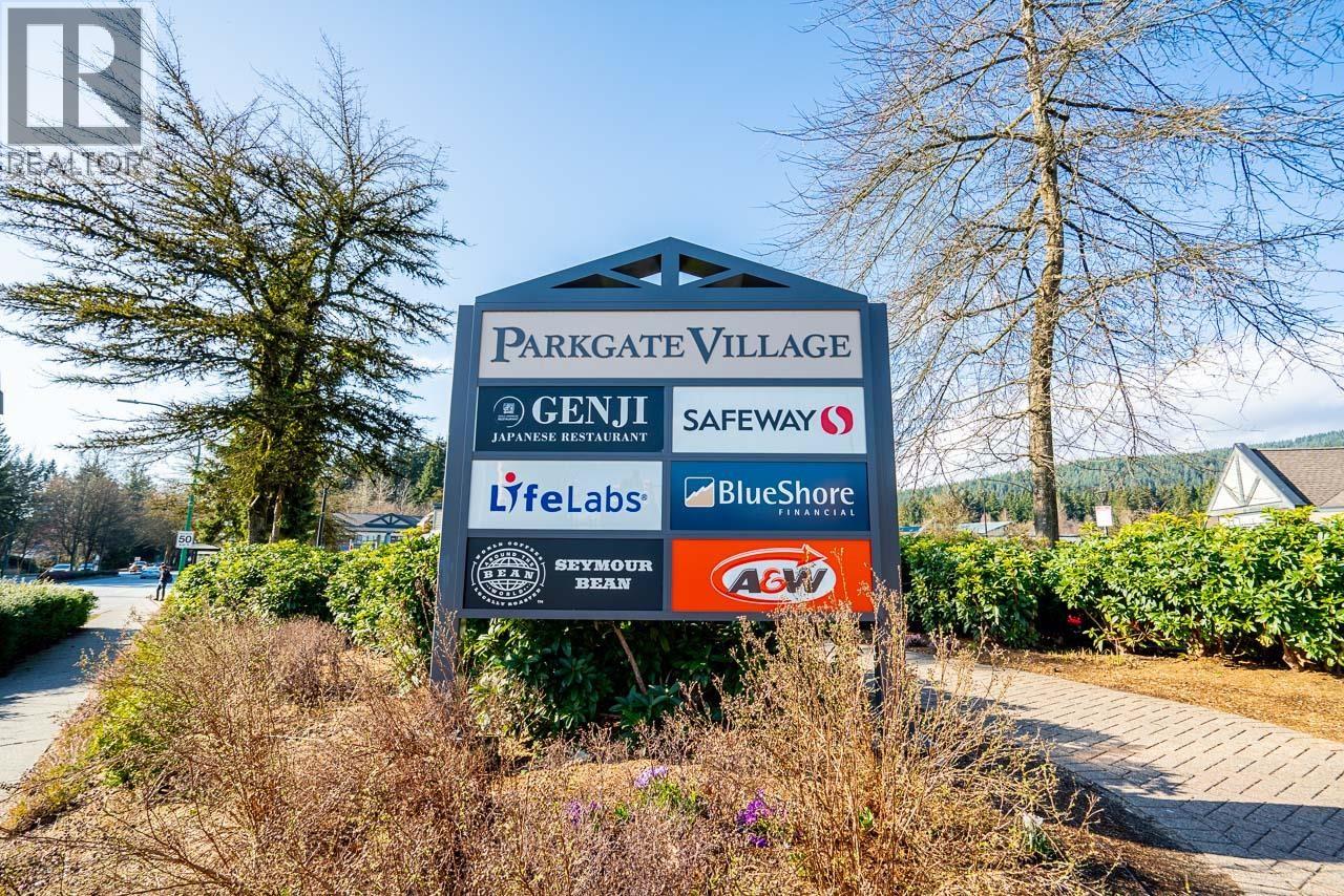 405 1000 BOWRON COURT, North Vancouver