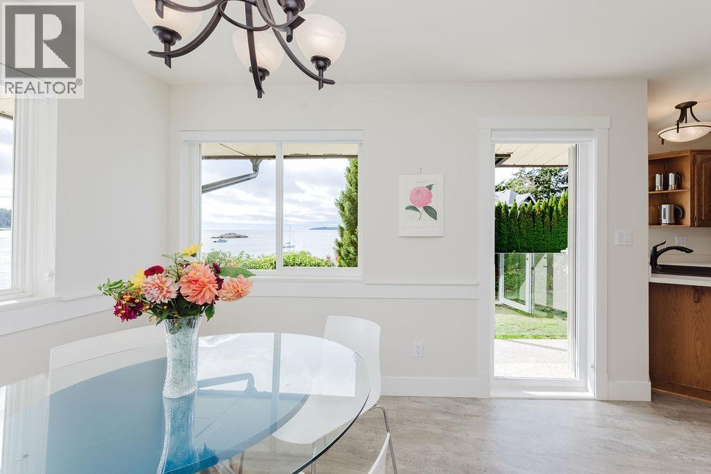 5620 MINTIE ROAD, Halfmoon Bay